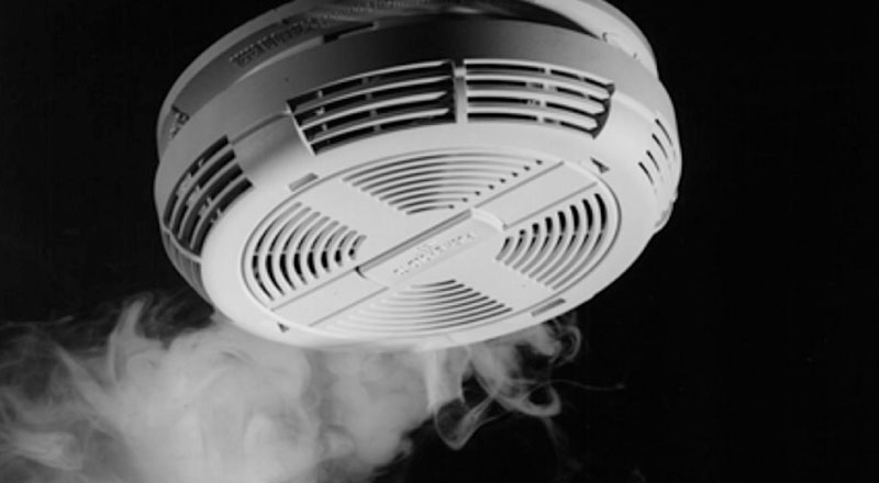 Detectores de humo  Sistemas contra incendio Quito Grupo Vigila